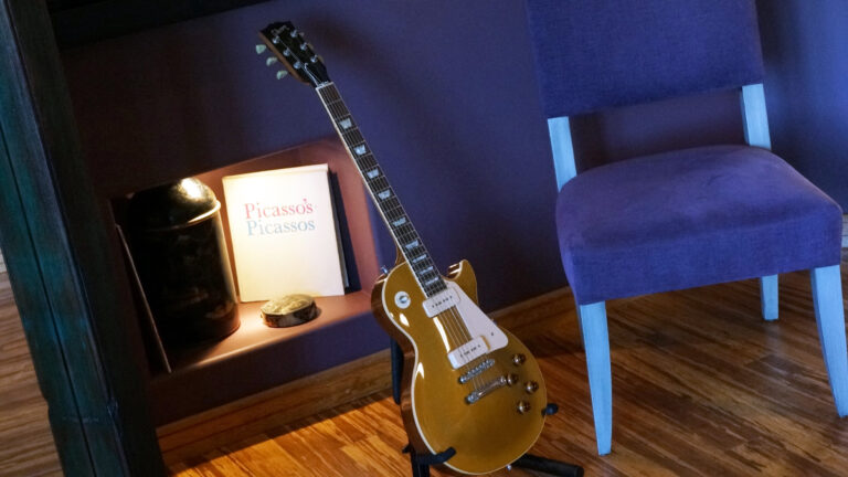 1956 Les Paul Gold Top – reissue from ’88